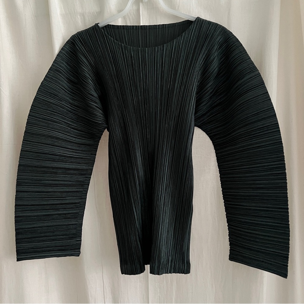 Issey Miyake dark green vintage pleated top